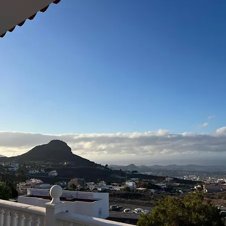 Dom wakacyjny Casa Elvira Arona (Tenerife)